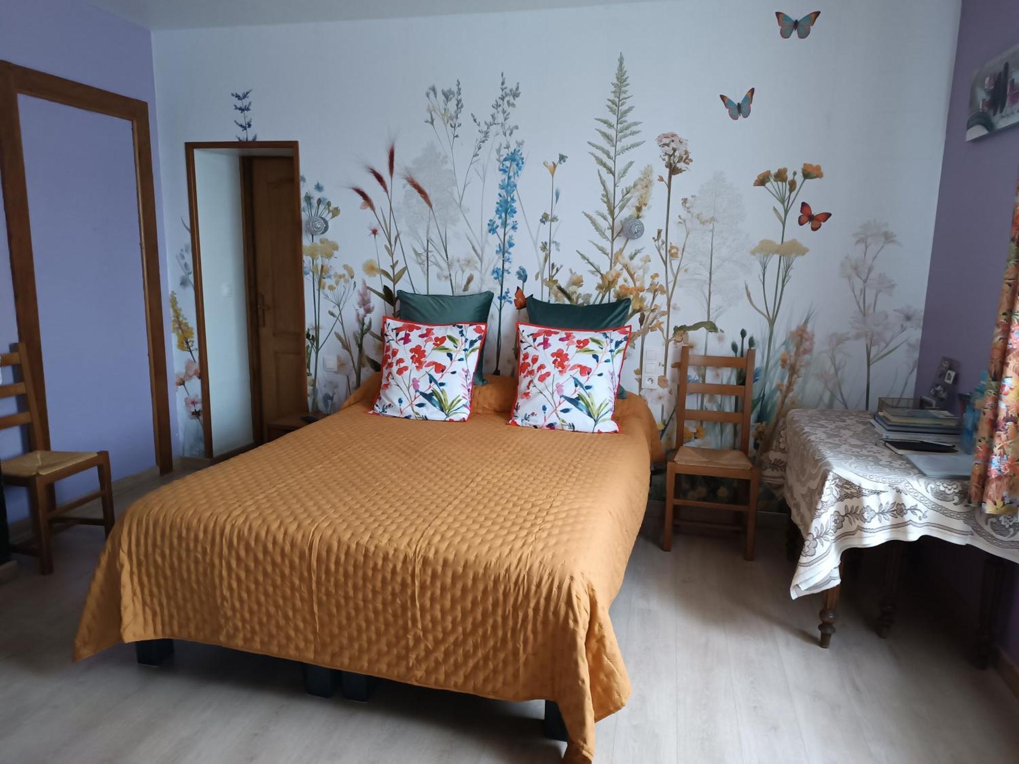 Moeuvres Au Coeur De L'Enclave Bed & Breakfast エクステリア 写真