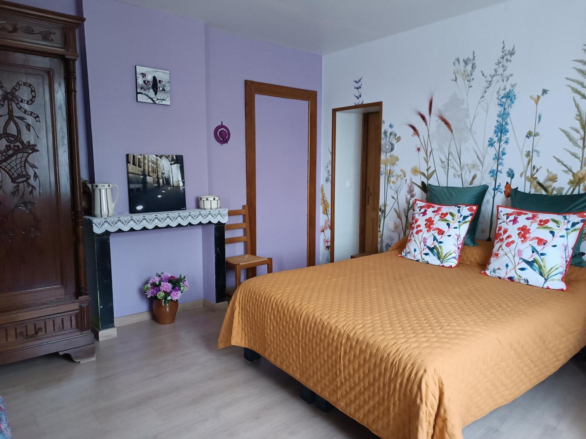 Moeuvres Au Coeur De L'Enclave Bed & Breakfast エクステリア 写真